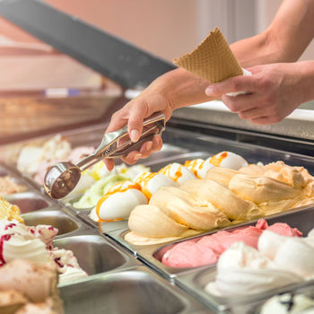 Dondurma Tezgahı EMMA - 1190 mm - Konveksiyonlu - 6x5 Lt. veya 4x7 Lt. Dondurma Kapları için - Siyah