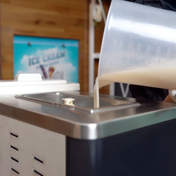 Dondurma Makinesi - 11,25 Lt./sa - 1,5 kW - 1 Çeşit için